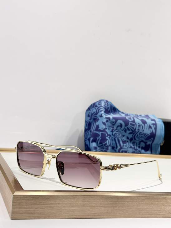 Picture of Chrome Hearts Sunglasses _SKUfw76988991fw